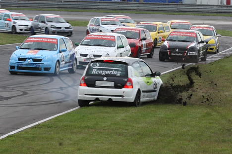Herefter er det bare udenfor banen for Claus!
(Foto: Motorsporten.dk)